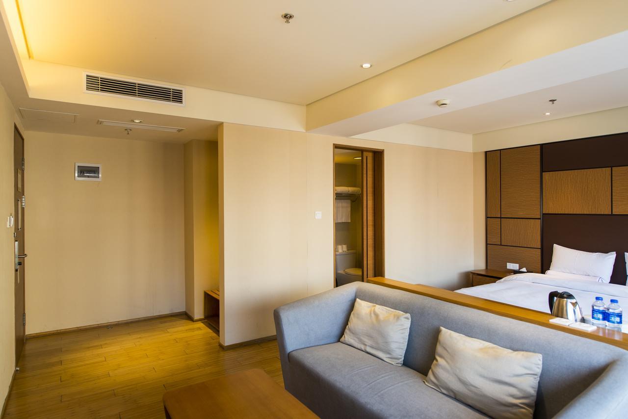 Ji Hotel Янтай Екстериор снимка