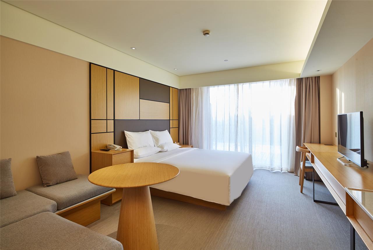 Ji Hotel Янтай Екстериор снимка